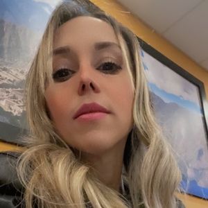 Meet your Posher, Angelica